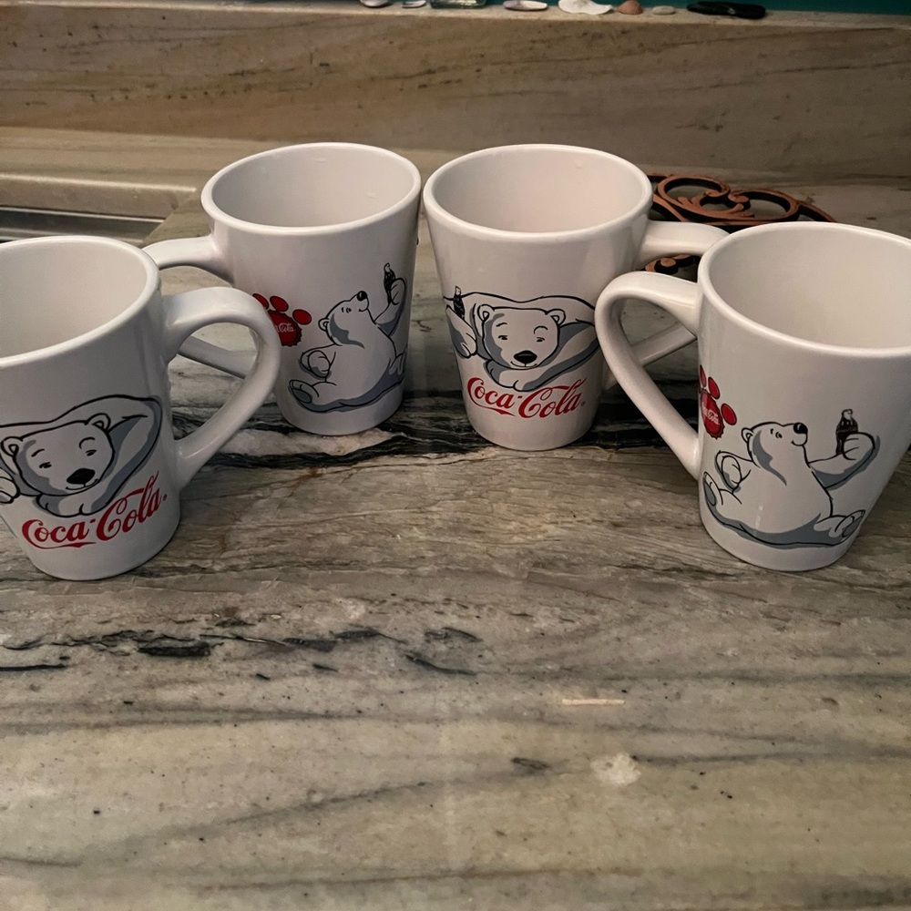 Coca Cola Gibson Mugs 2001